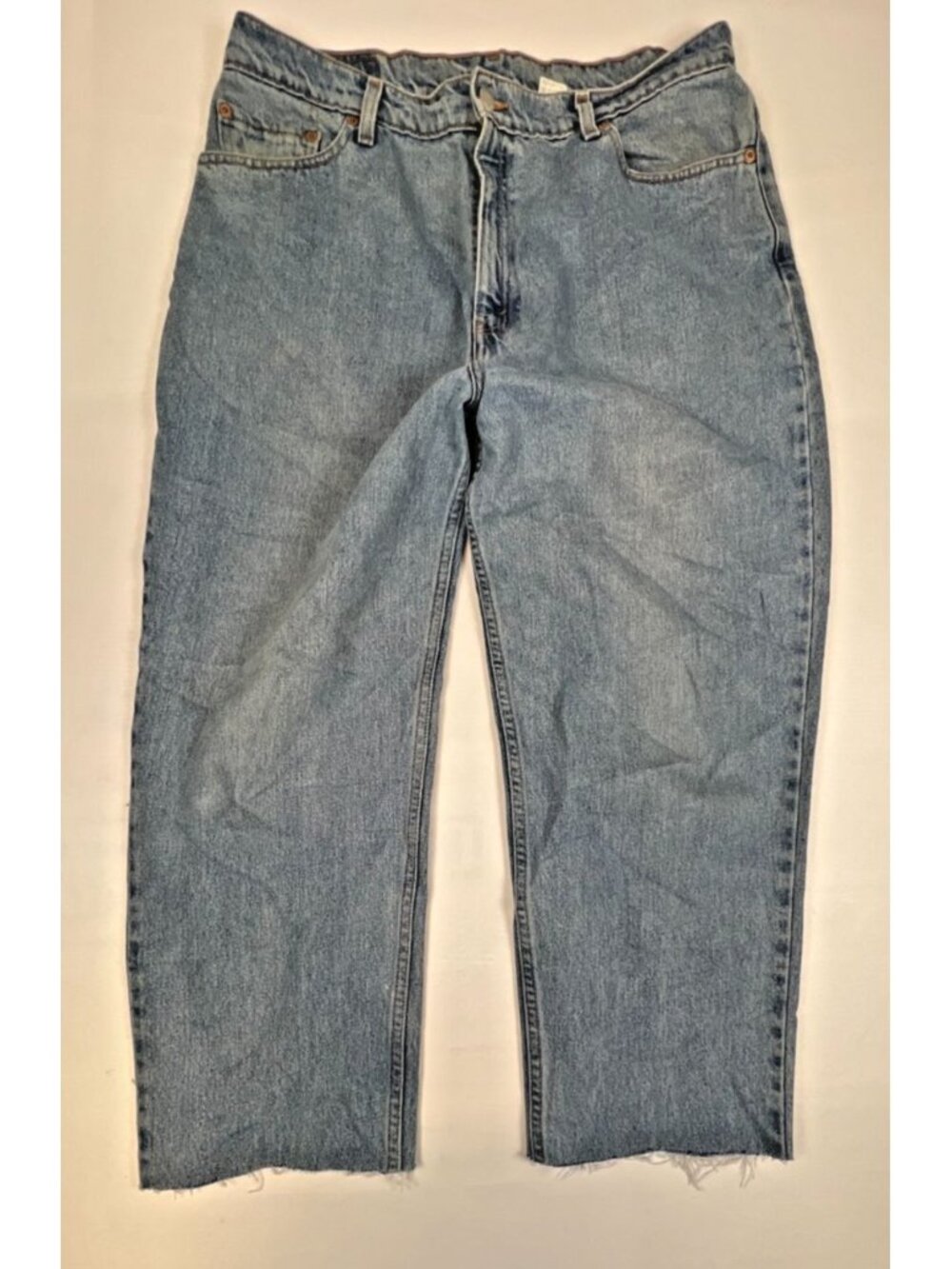 Vintage 90s Levi's 550 Women's 18WLx25 Relaxed Tapered Leg Light Wash Cut Hem
